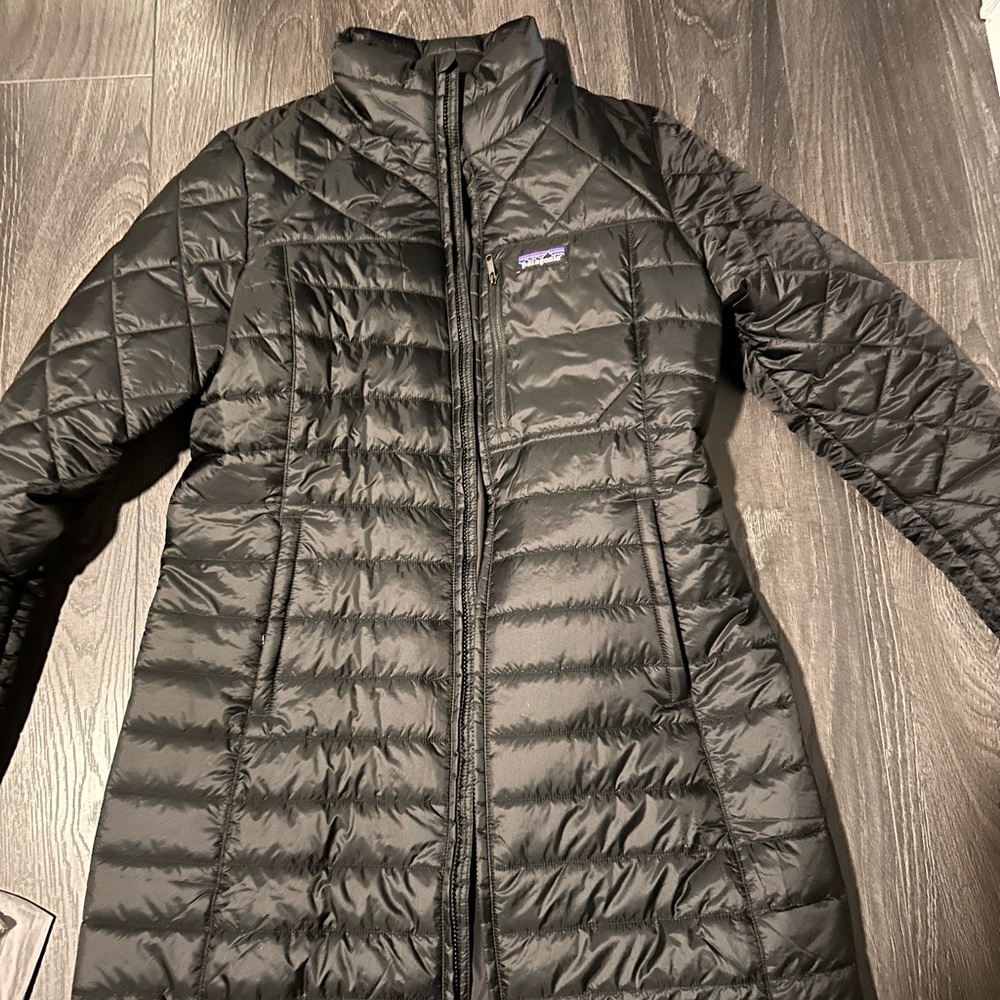 New w/out tags woman’s patagonia large
